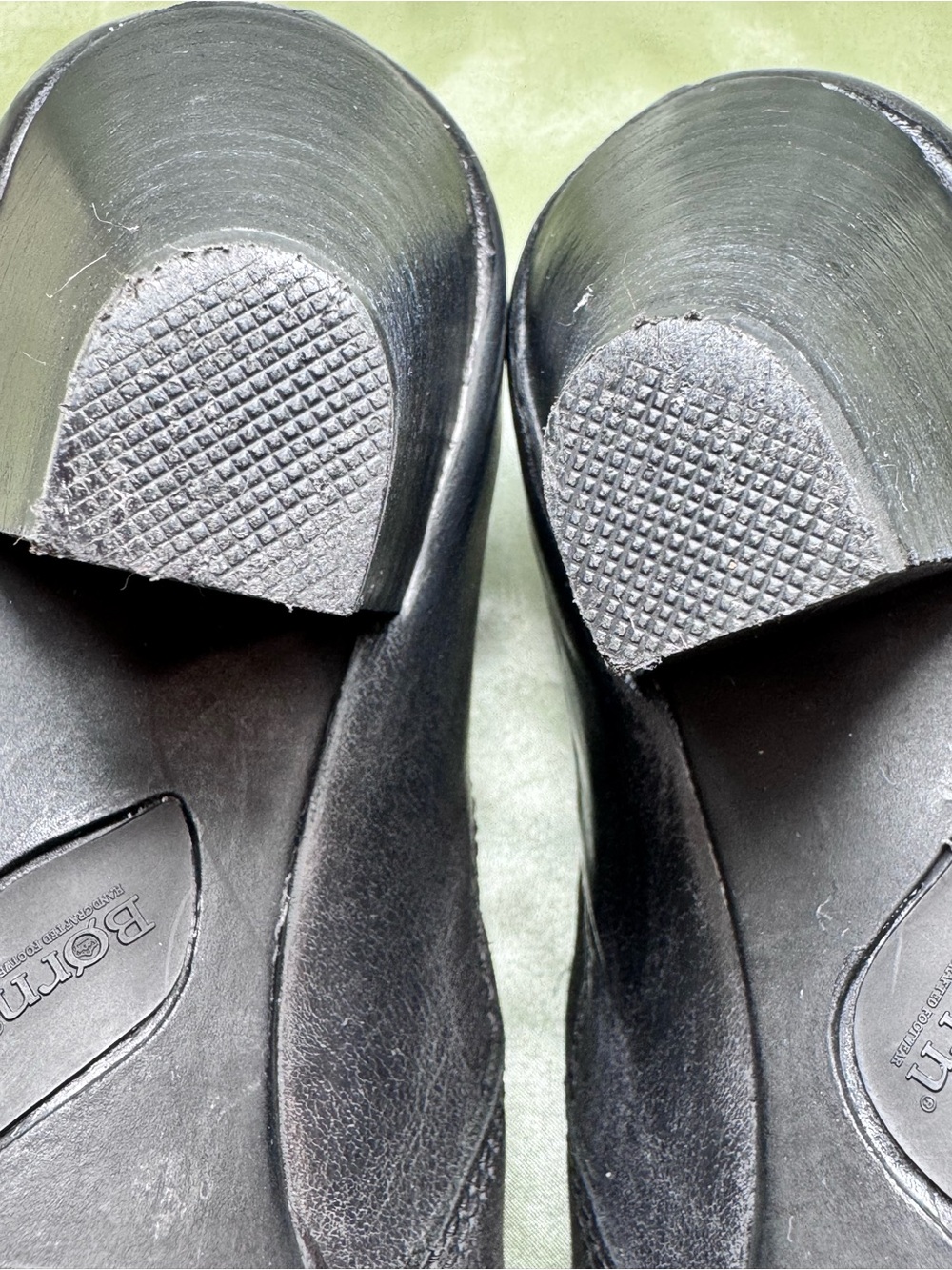 Born Leather Black Ankle Booties with Side Zip Women’s size 7.5 - Picture 8 of 10